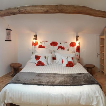 La Cheneviere Bed & Breakfast Saint-Rémy-de-Chargnat Eksteriør bilde