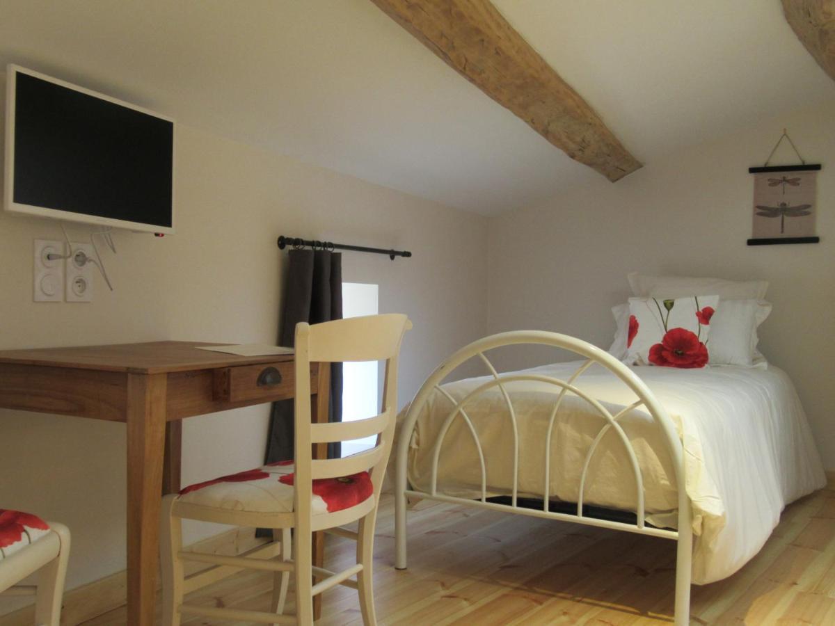 La Cheneviere Bed & Breakfast Saint-Rémy-de-Chargnat Eksteriør bilde